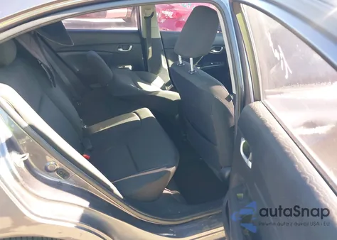 2014 Honda Civic Lx z USA, uszkodzony, nr VIN 19XFB2F52EE083237